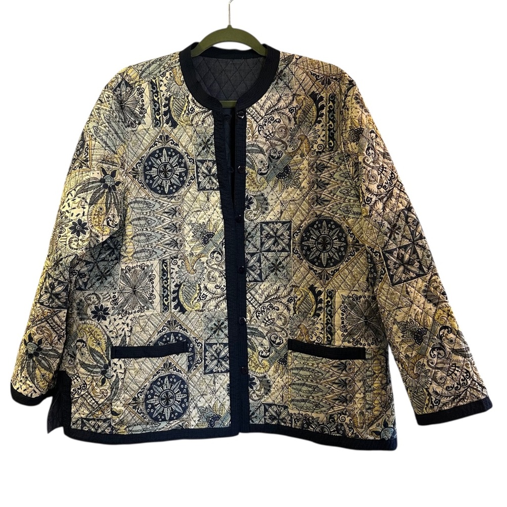 Women's Reversible Quilted Button Up Jacket Double Pockets on Both Sides Size L